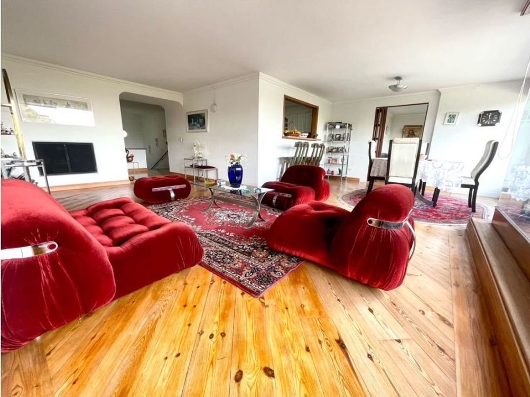 Apartamento de 3 alcobas en venta en Chico Oriental, Bogotá, 247 m² · foto 8 de 20