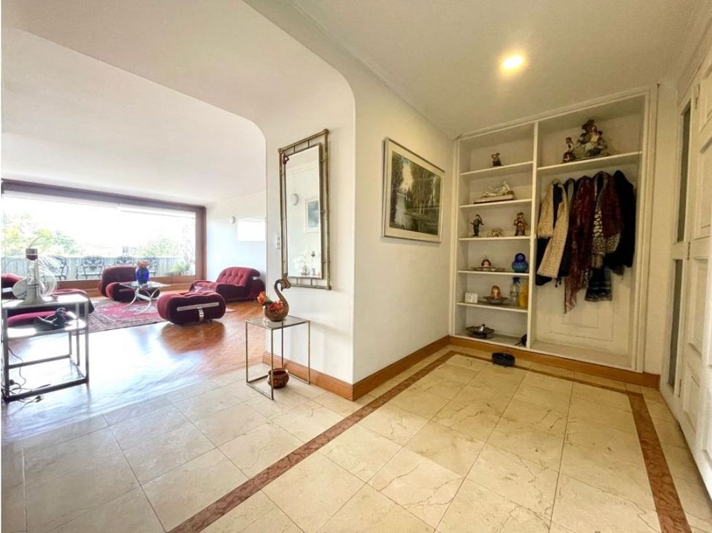 Apartamento de 3 alcobas en venta en Chico Oriental, Bogotá, 247 m² · foto 20 de 20