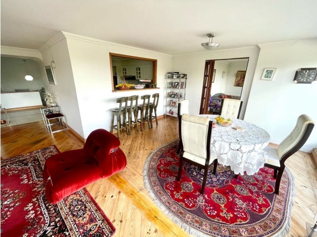 Apartamento de 3 alcobas en venta en Chico Oriental, Bogotá, 247 m² · foto 6 de 20