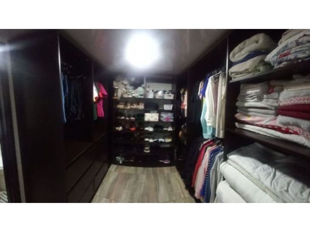 Casa de 3 alcobas en venta en Villemar, Bogotá, 155 m² · foto 5 de 10