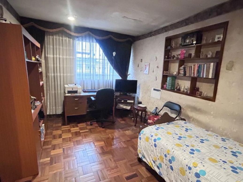 Casa de 6 alcobas en venta en José Joaquín Vargas, Bogotá, 262 m² · foto 11 de 20