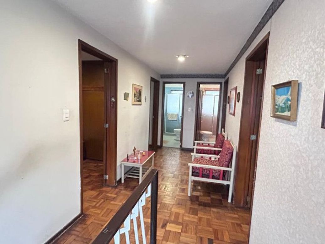 Casa de 6 alcobas en venta en José Joaquín Vargas, Bogotá, 262 m² · foto 19 de 20