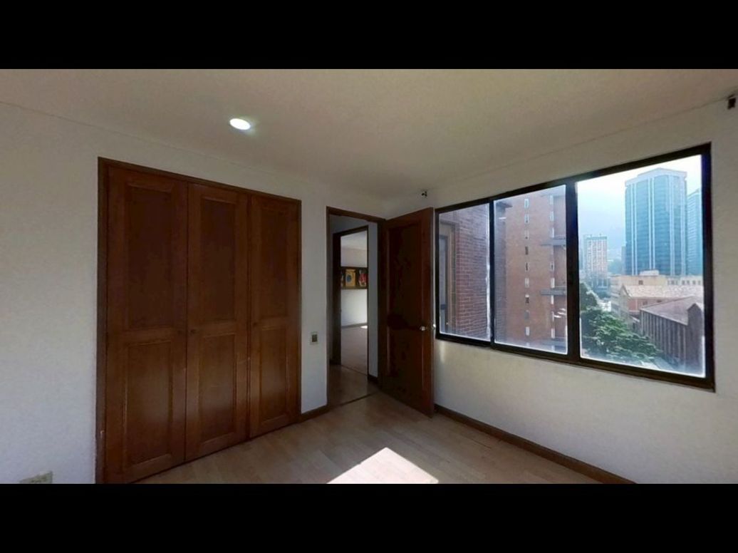 Apartamento de 2 alcobas en venta en Sagrado Corazón, Bogotá, 87 m² · foto 10 de 20