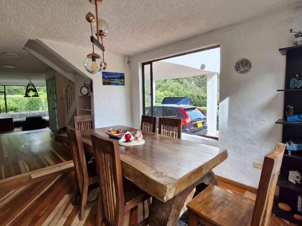 Casa de 5 alcobas en venta en San Isidro, Bogotá, 430 m² · foto 8 de 20