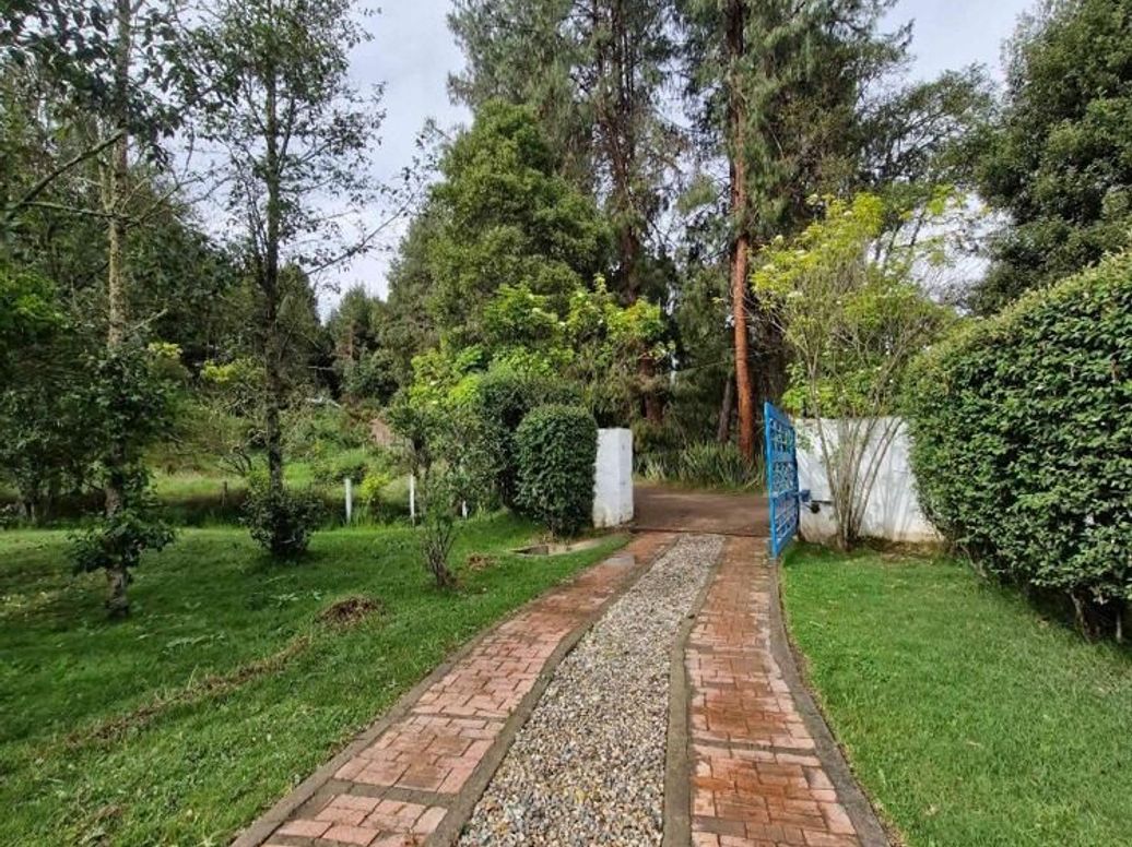Casa de 5 alcobas en venta en San Isidro, Bogotá, 430 m² · foto 3 de 20
