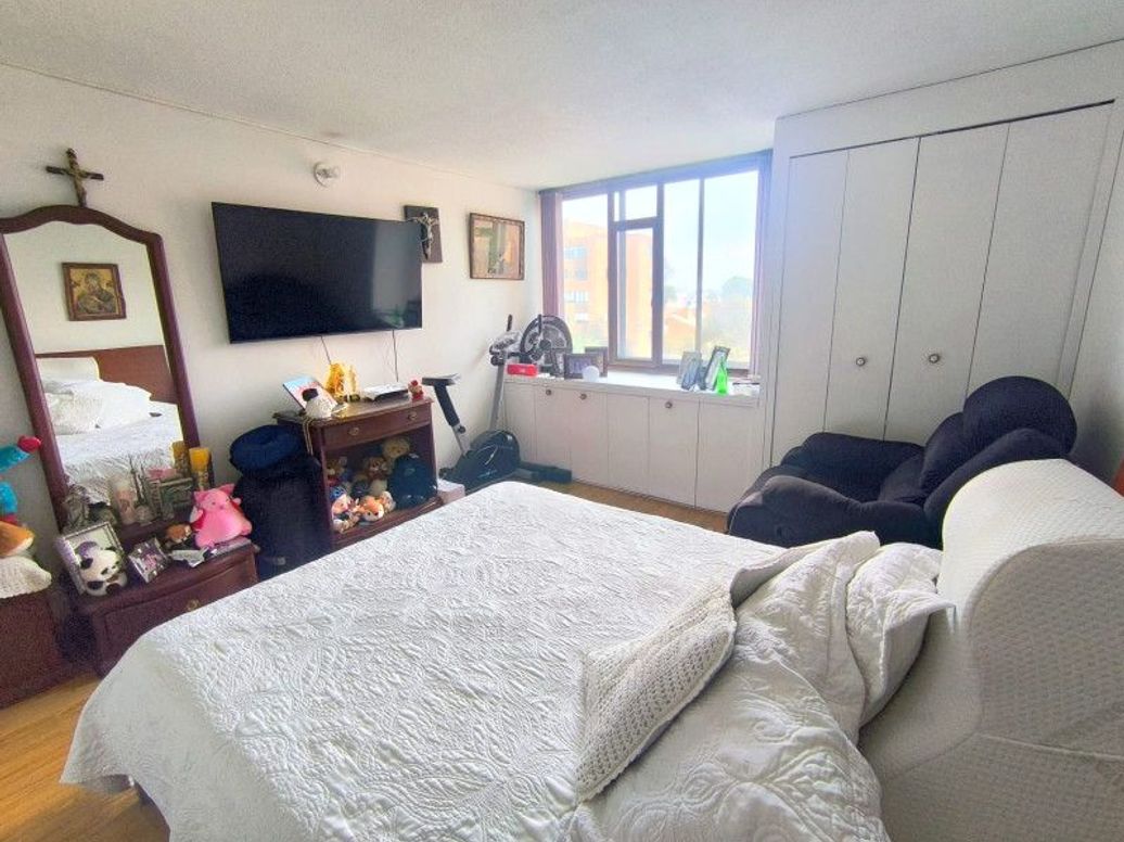 Apartamento de 3 alcobas en venta en Ub. Cordoba Niza, Bogotá, 110 m² · foto 9 de 20