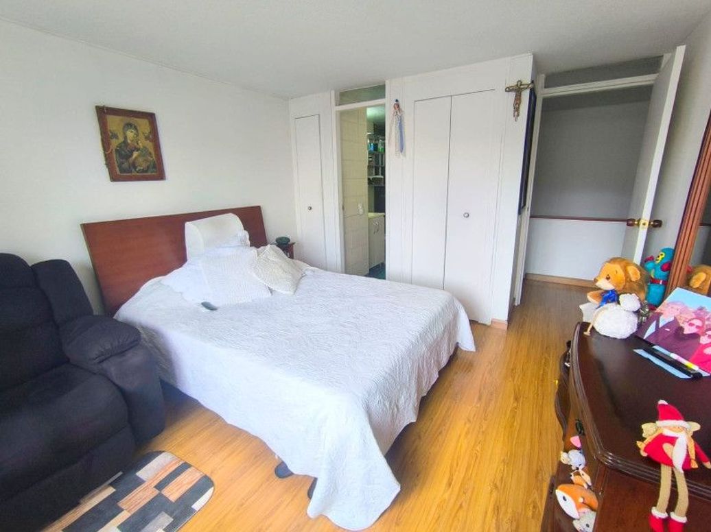 Apartamento de 3 alcobas en venta en Ub. Cordoba Niza, Bogotá, 110 m² · foto 10 de 20