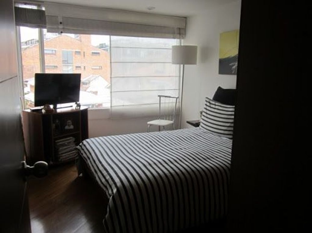Apartamento de 2 alcobas en venta en Santa Barbara Occidental, Bogotá, 92 m² · foto 12 de 20