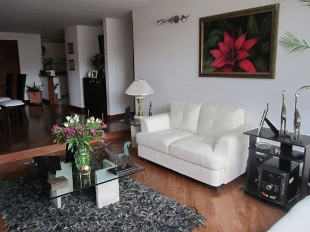 Apartamento de 2 alcobas en venta en Santa Barbara Occidental, Bogotá, 92 m² · foto 4 de 20