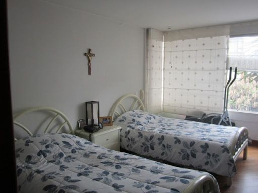Apartamento de 2 alcobas en venta en Santa Barbara Occidental, Bogotá, 92 m² · foto 9 de 20