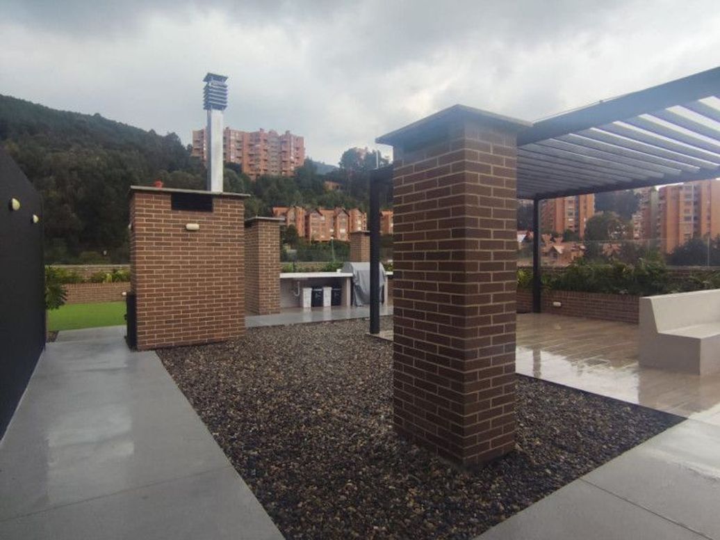 Apartaestudio en venta en Los Cedros Oriental, Bogotá, 30 m² · foto 18 de 20