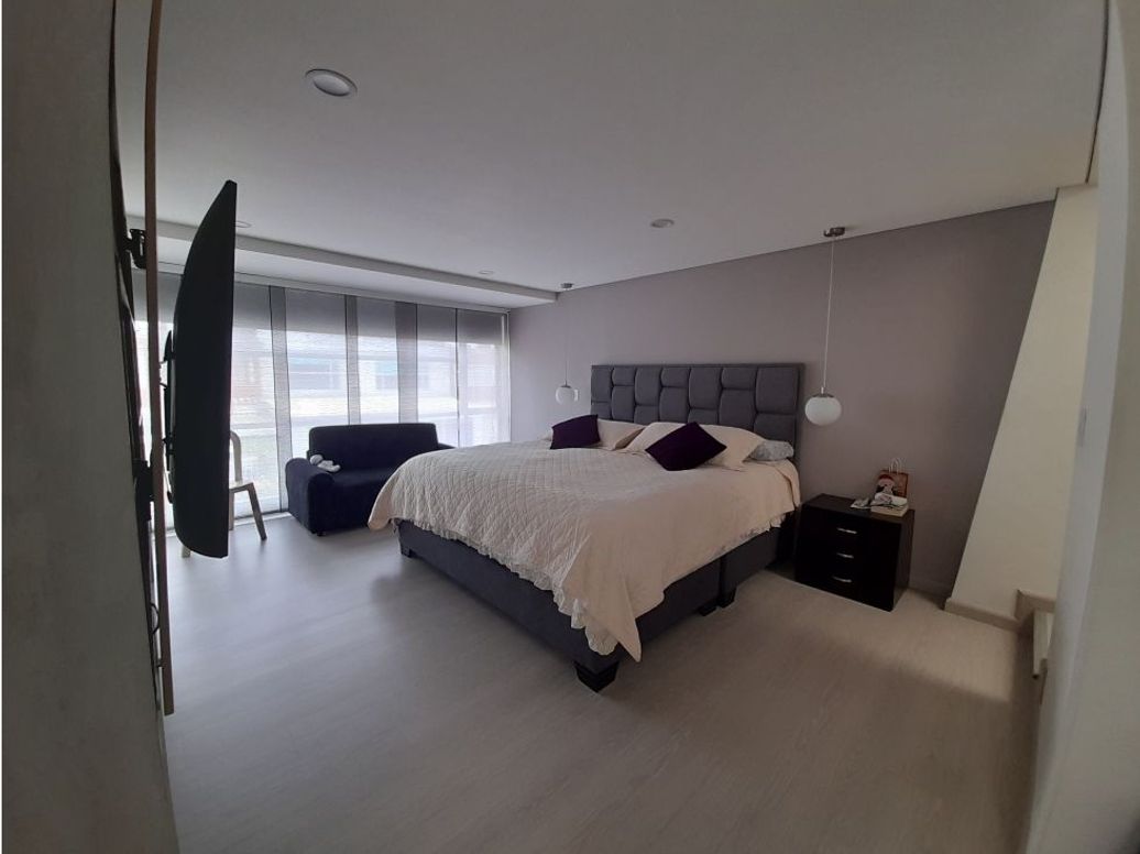 Casa de 4 alcobas en venta en Modelia, Bogotá, 380 m² · foto 17 de 20