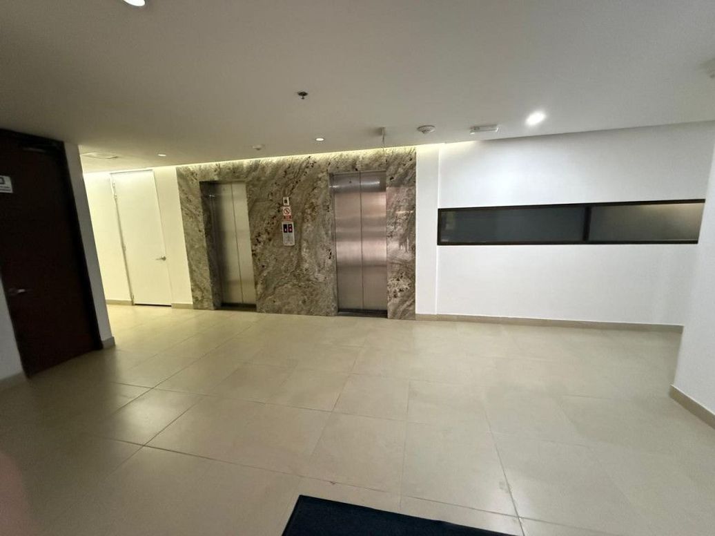 Apartamento de 4 alcobas en venta en Cantalejo, Bogotá, 157 m² · foto 3 de 20