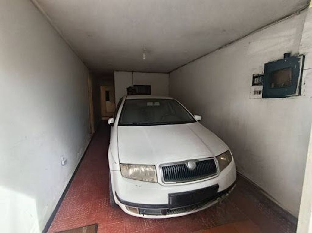 Casa de 10 alcobas en venta en Onasis, Bogotá, 450 m² · foto 2 de 20