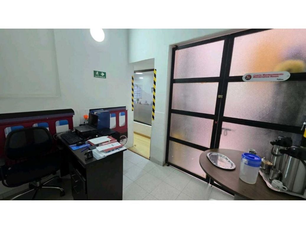 Casa de 6 alcobas en venta en Santa Barbara, Bogotá, 639 m² · foto 6 de 20