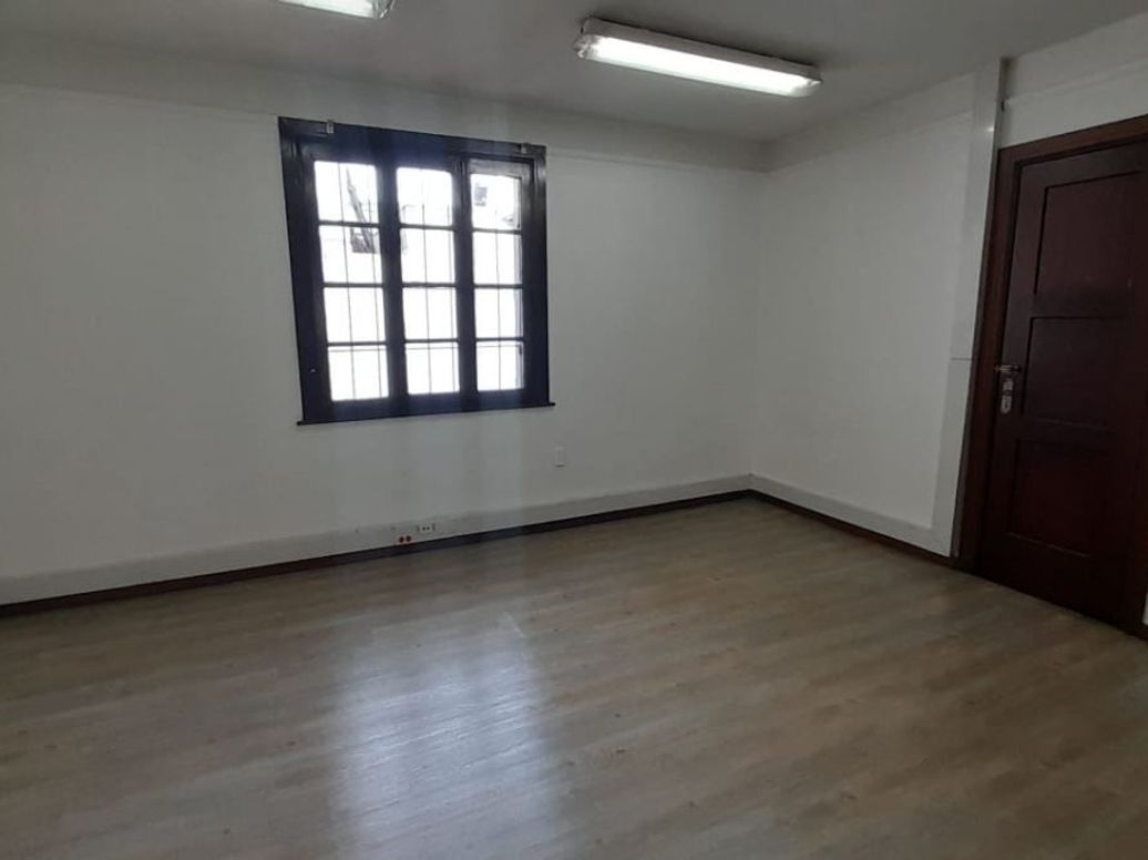 Casa de 8 alcobas en venta en La Magdalena, Bogotá, 287 m² · foto 15 de 20