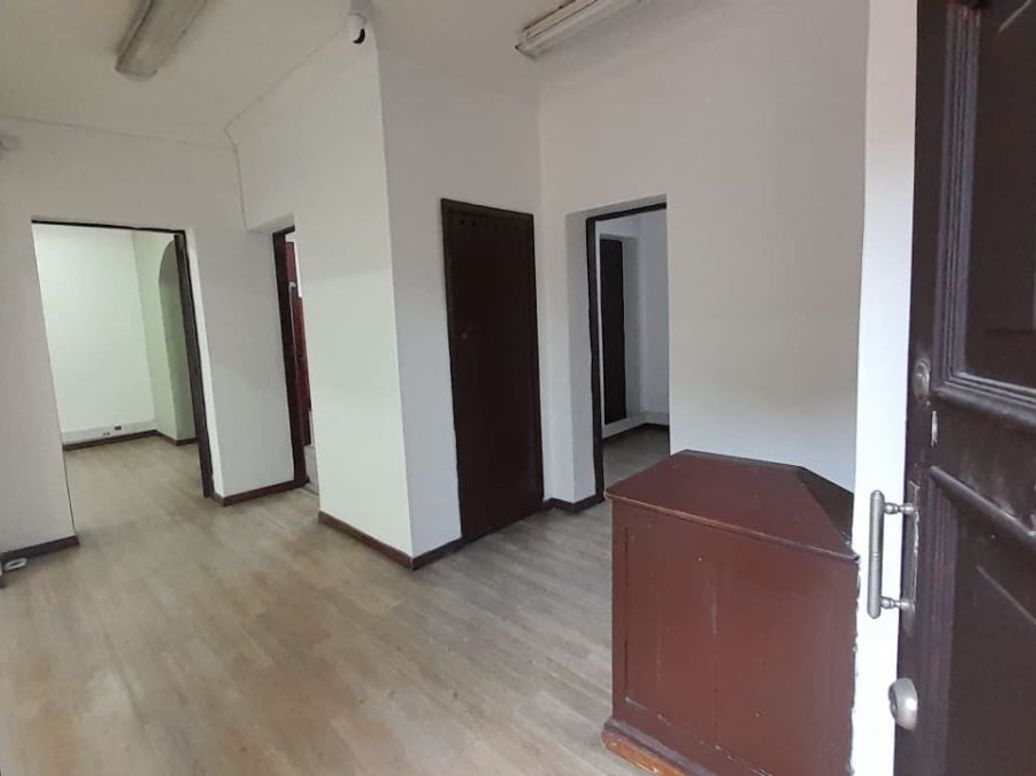 Casa de 8 alcobas en venta en La Magdalena, Bogotá, 287 m² · foto 17 de 20