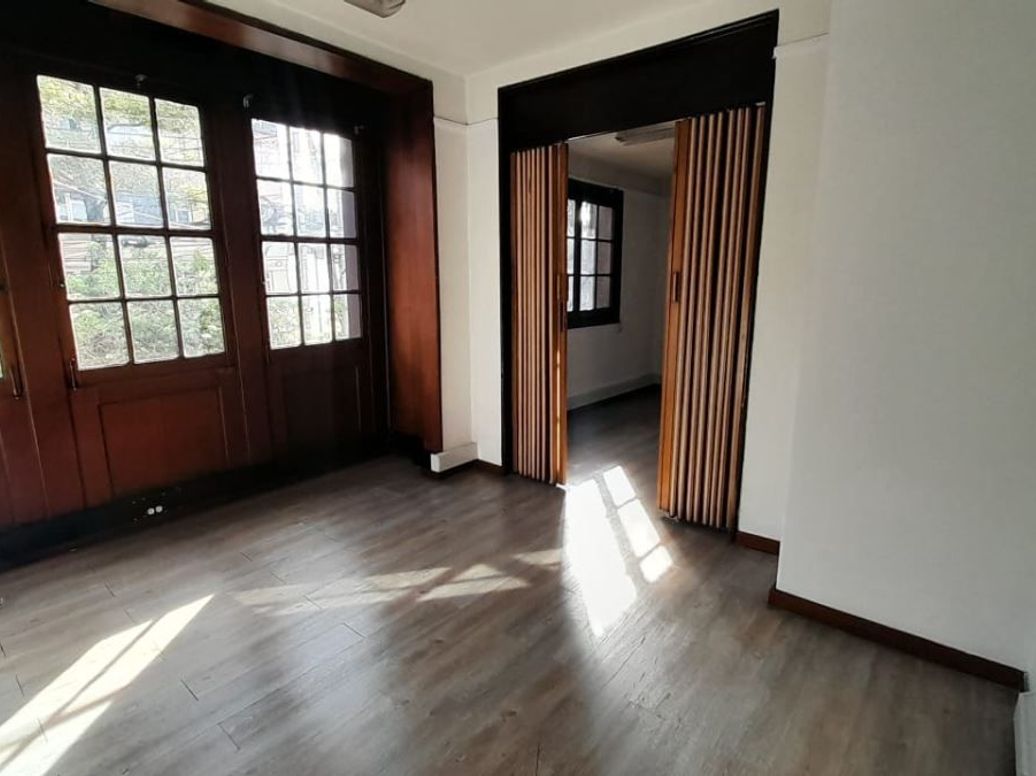 Casa de 8 alcobas en venta en La Magdalena, Bogotá, 287 m² · foto 4 de 20