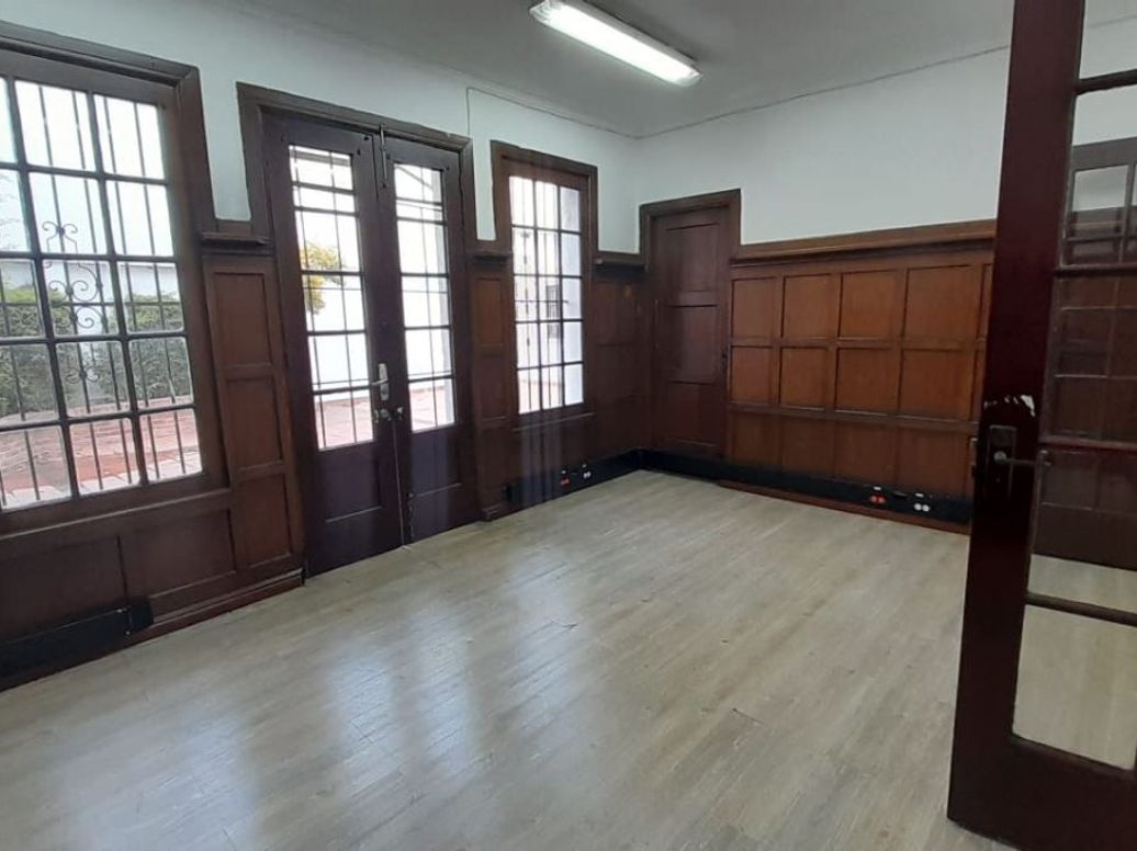 Casa de 8 alcobas en venta en La Magdalena, Bogotá, 287 m² · foto 7 de 20