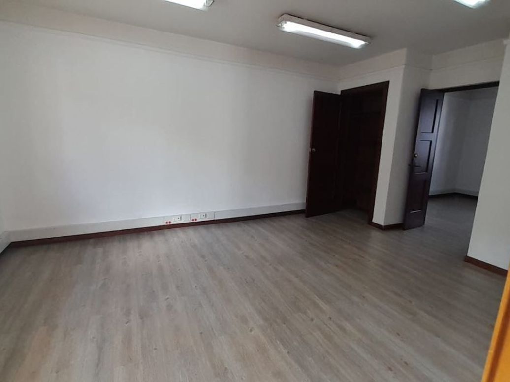 Casa de 8 alcobas en venta en La Magdalena, Bogotá, 287 m² · foto 19 de 20