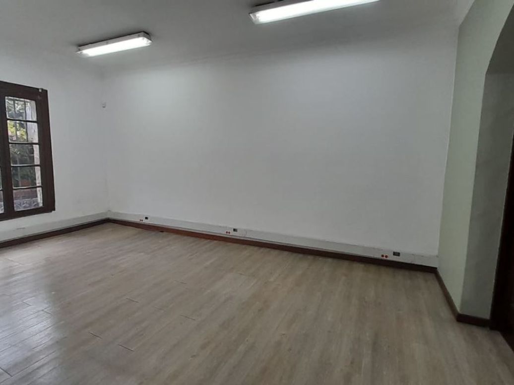 Casa de 8 alcobas en venta en La Magdalena, Bogotá, 287 m² · foto 8 de 20