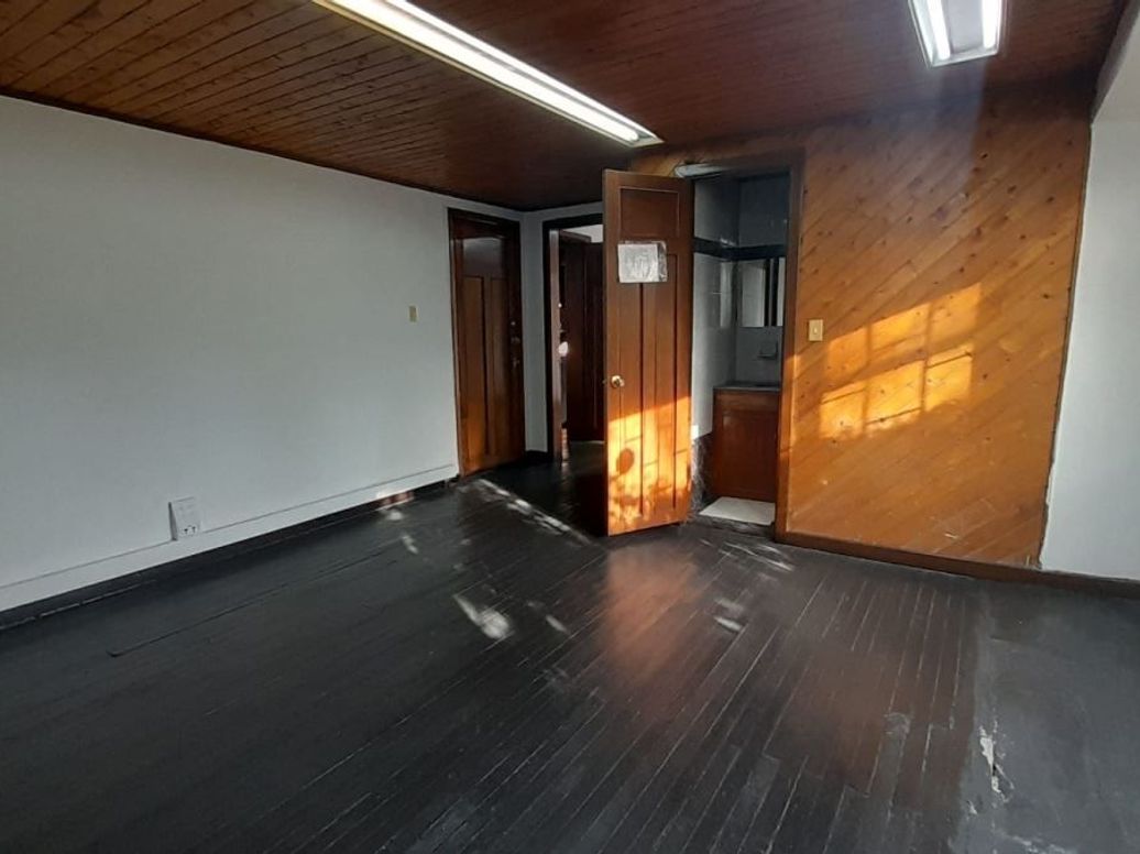 Casa de 8 alcobas en venta en La Magdalena, Bogotá, 553 m² · foto 15 de 20