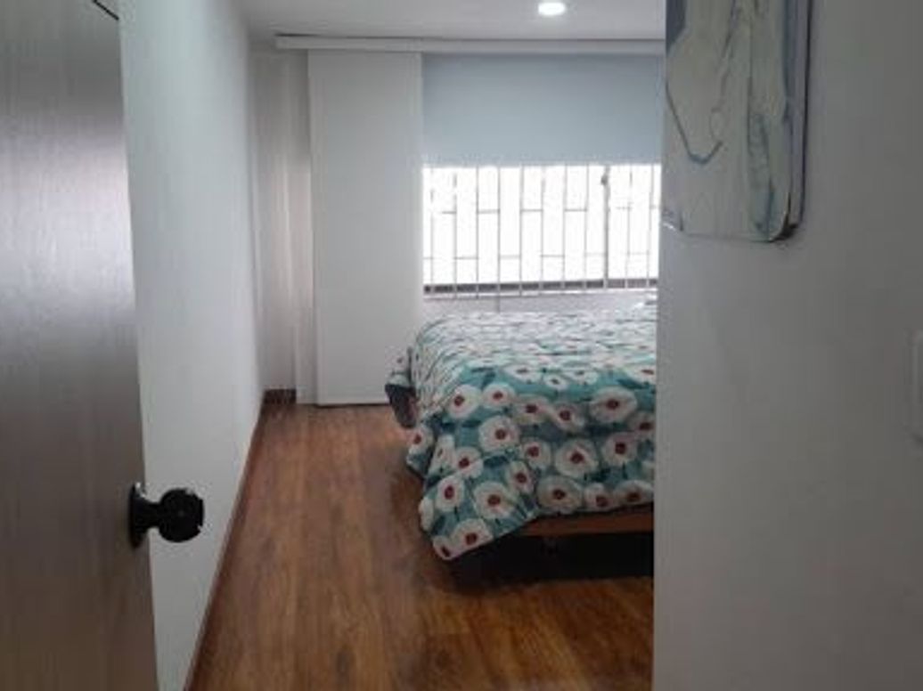 Casa de 5 alcobas en venta en Morato, Bogotá, 250 m² · foto 11 de 20