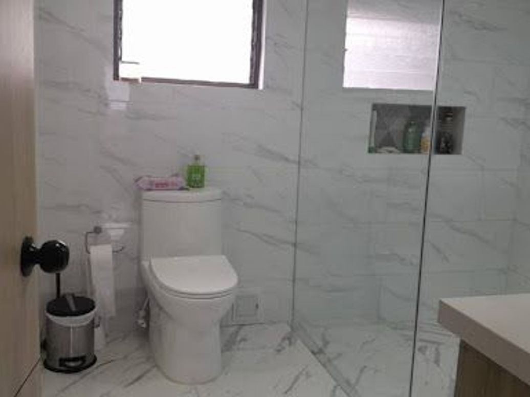Casa de 5 alcobas en venta en Morato, Bogotá, 250 m² · foto 19 de 20