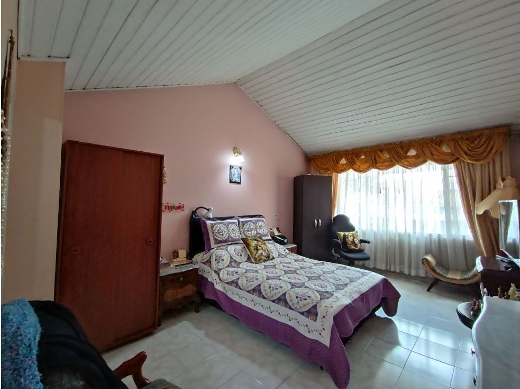 Casa de 4 alcobas en venta en Las Villas, Bogotá, 246 m² · foto 18 de 20