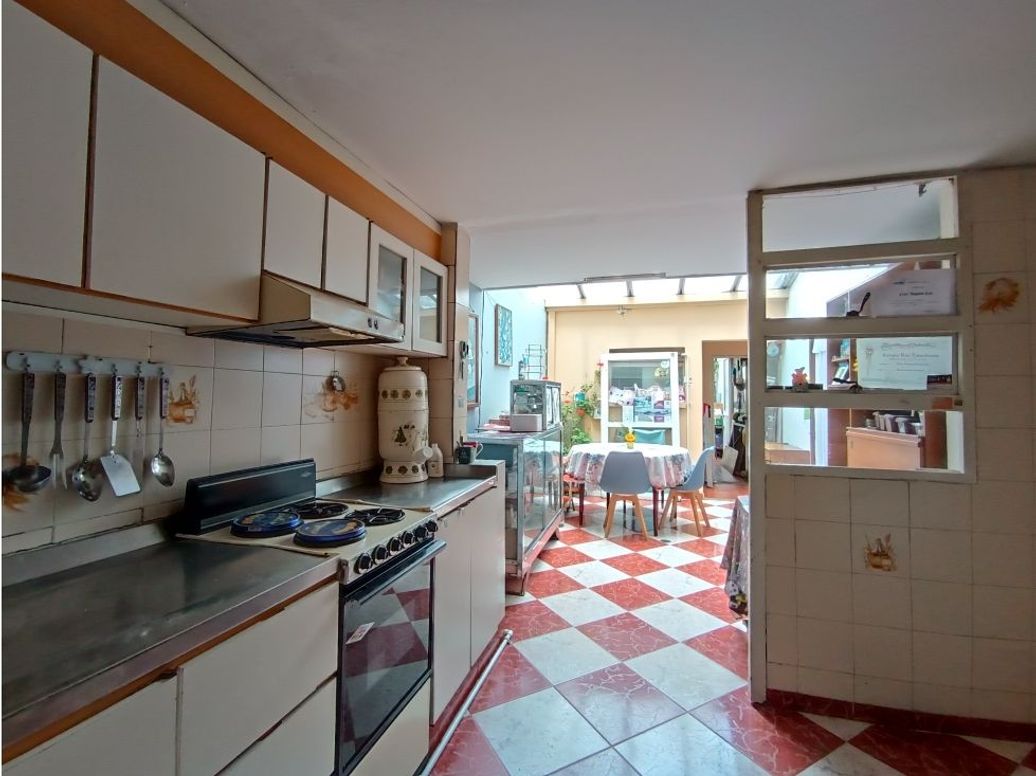 Casa de 4 alcobas en venta en Las Villas, Bogotá, 246 m² · foto 10 de 20
