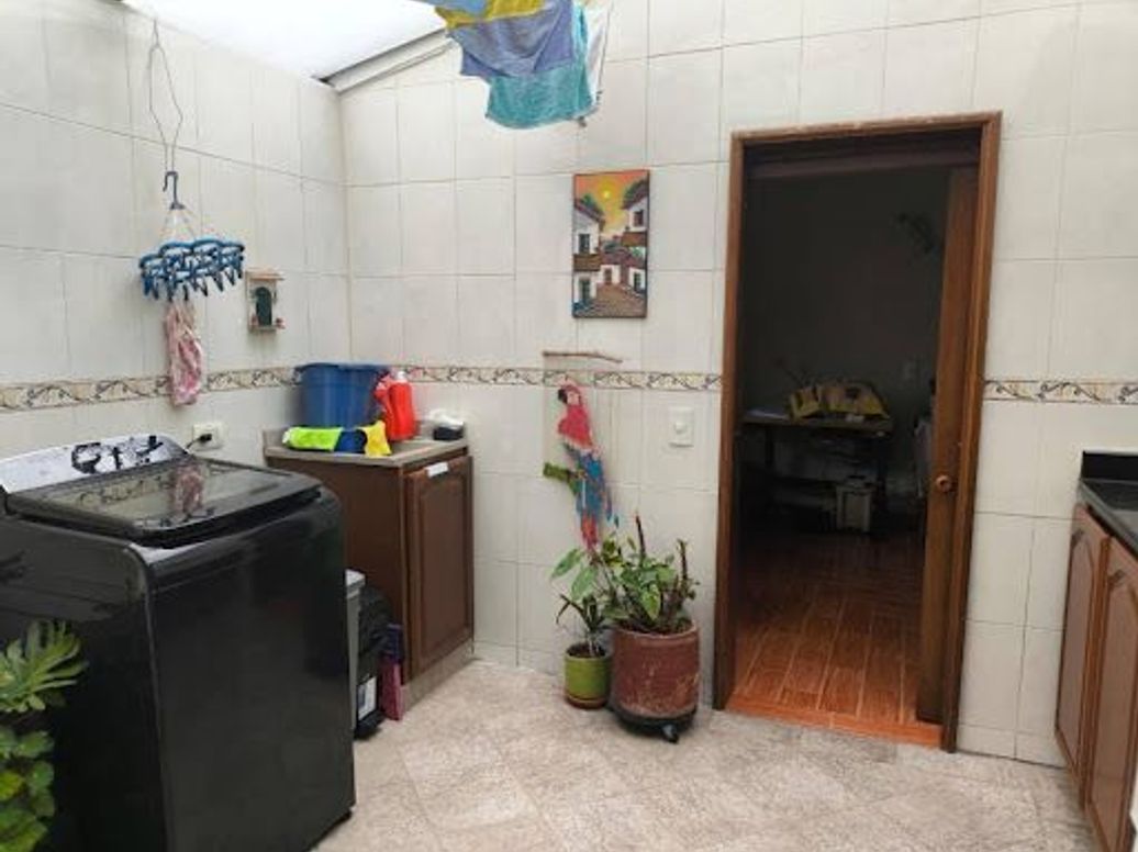 Casa de 3 alcobas en venta en Villa Magdala, Bogotá, 151 m² · foto 9 de 20