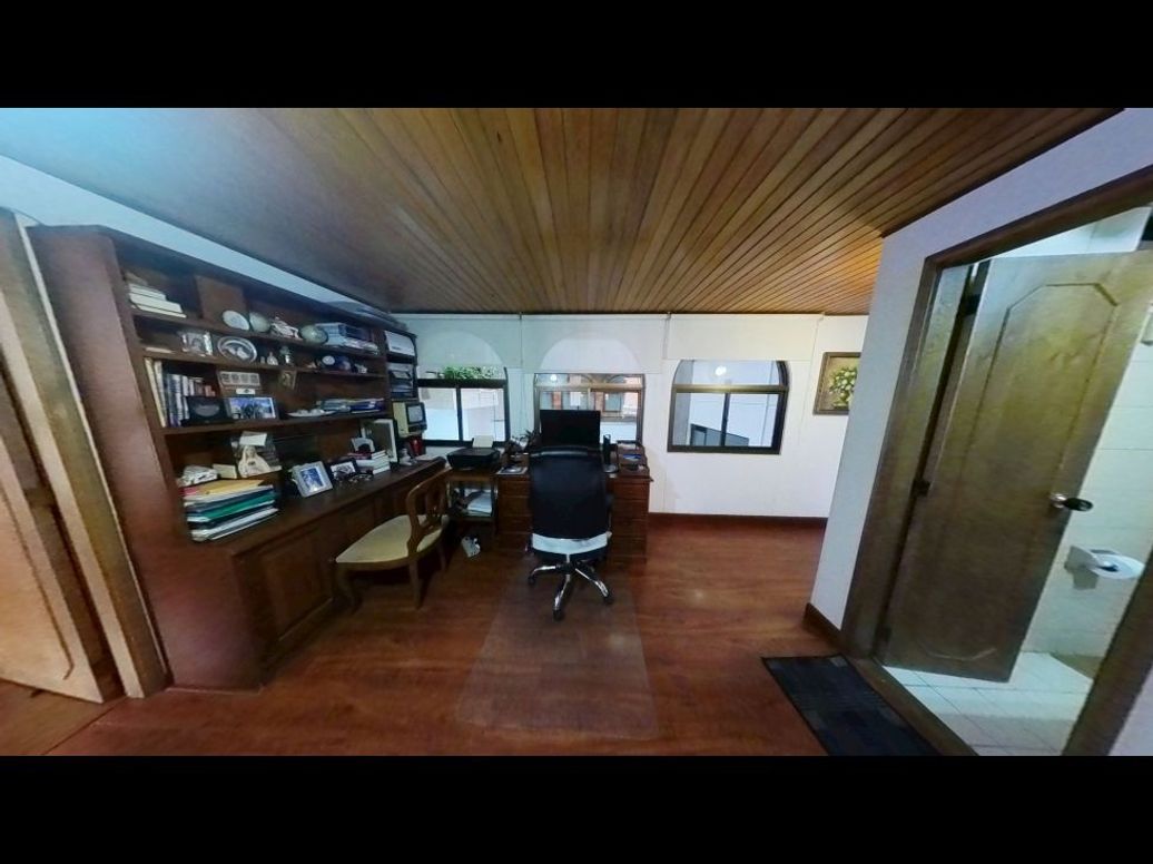 Apartamento de 3 alcobas en venta en Santa Barbara, Bogotá, 148 m² · foto 16 de 16