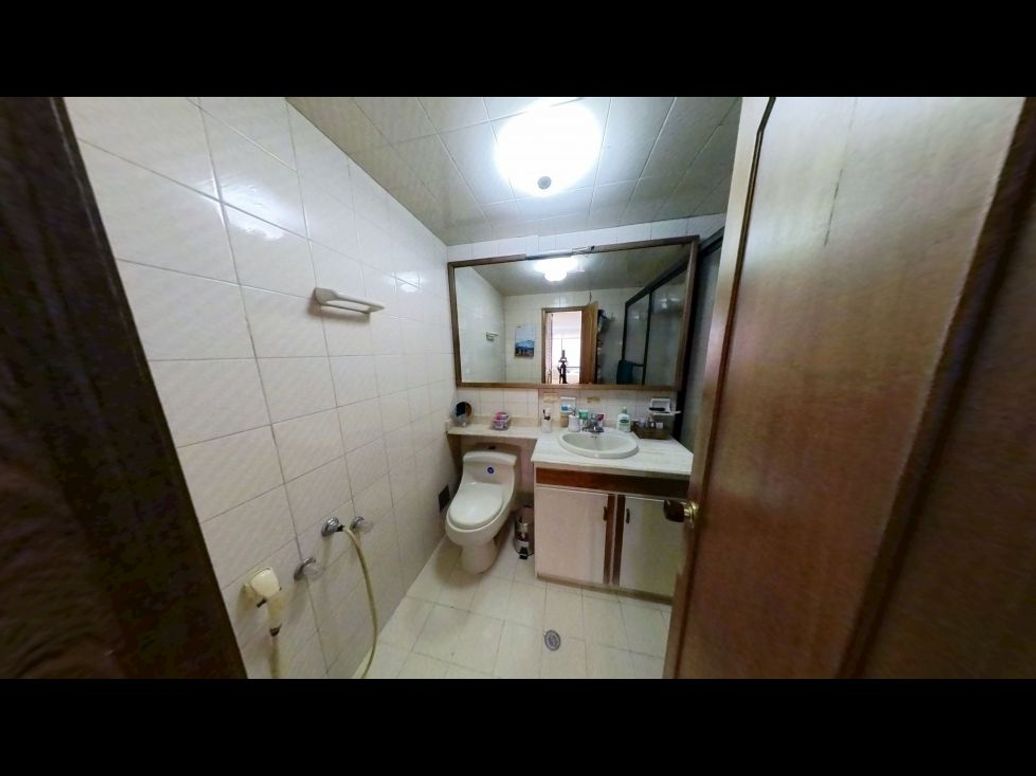 Apartamento de 3 alcobas en venta en Santa Barbara, Bogotá, 148 m² · foto 11 de 16