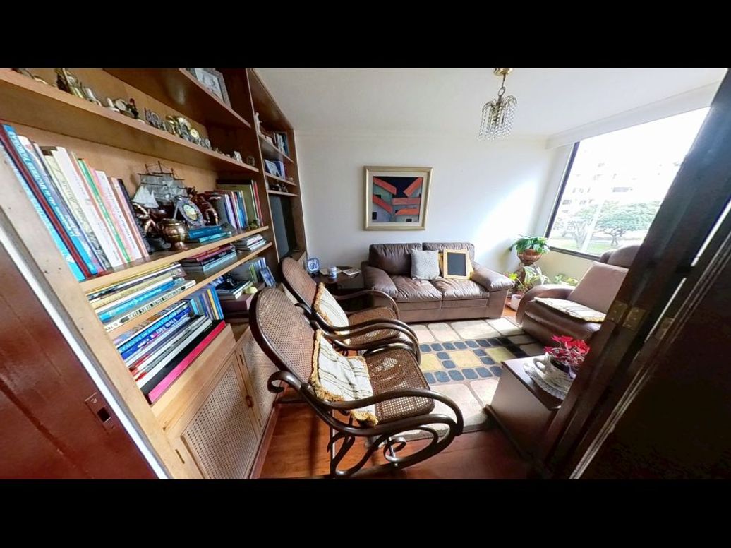 Apartamento de 3 alcobas en venta en Santa Barbara, Bogotá, 148 m² · foto 14 de 16