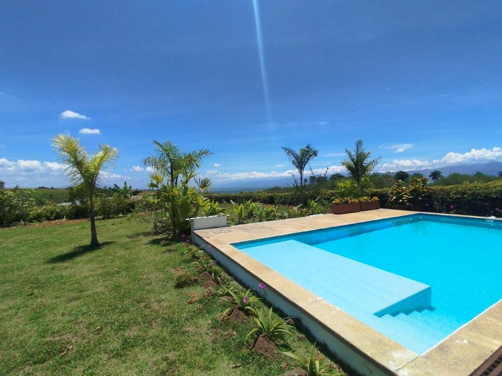 Casa en Arriendo o venta en JARDIN DE VELEZ Y VELEZ, El Jardin, Pereira en Pereira