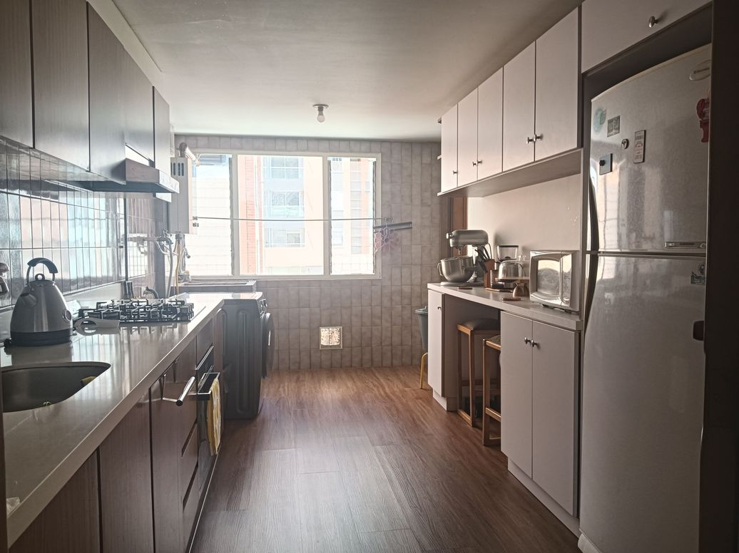 Apartamento de 3 alcobas en venta en Las Acasias, Bogotá, 107 m² · foto 5 de 20