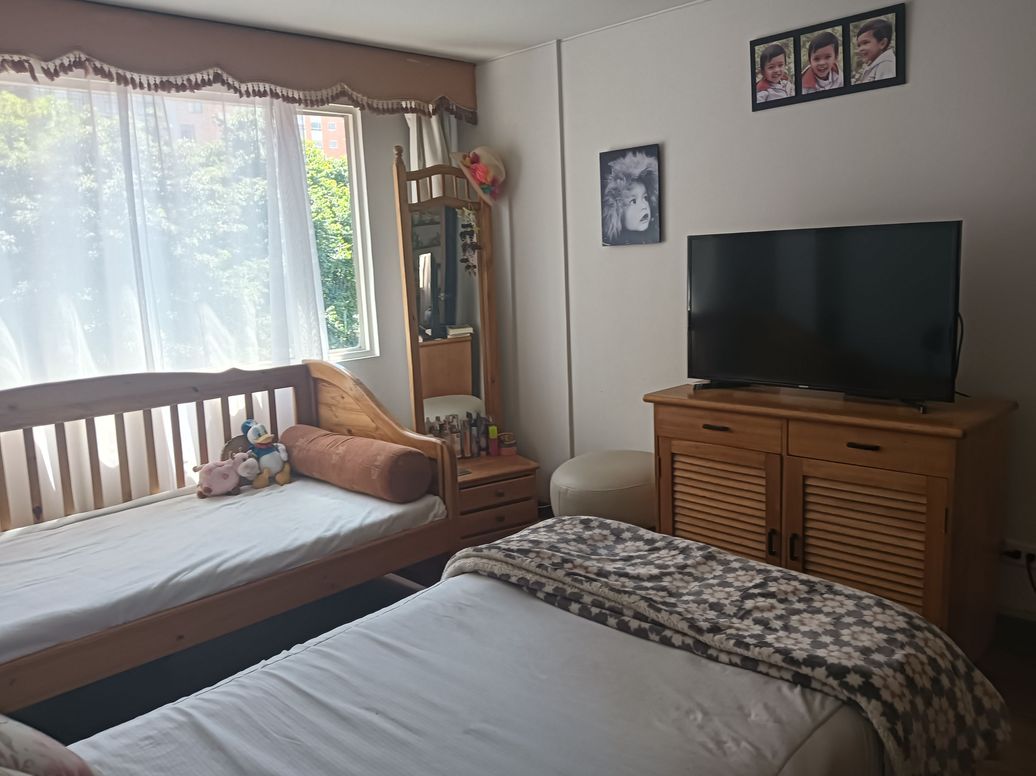 Apartamento de 3 alcobas en venta en Las Acasias, Bogotá, 107 m² · foto 10 de 20