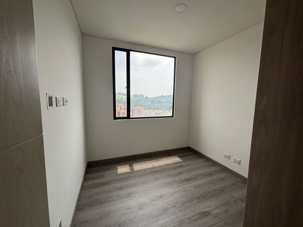 Apartamento de 2 alcobas en venta en Villa Del Prado, Bogotá, 65 m² · foto 13 de 20