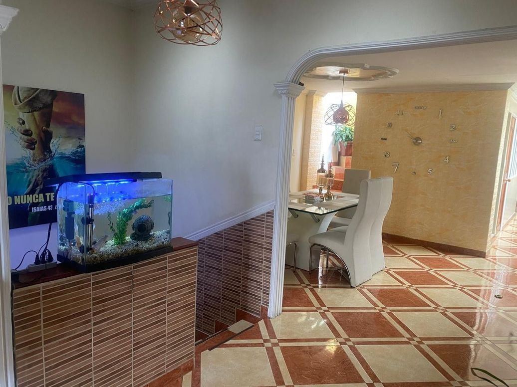 Casa de 6 alcobas en venta en Super Manzana 8, Bogotá, 240 m² · foto 6 de 20