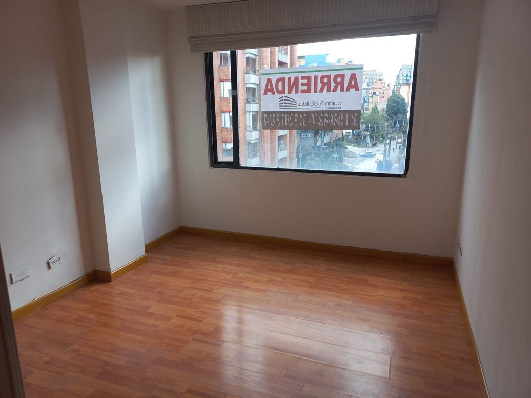 Apartamento de 2 alcobas en venta en Bosque Calderón, Bogotá, 55 m² · foto 7 de 10