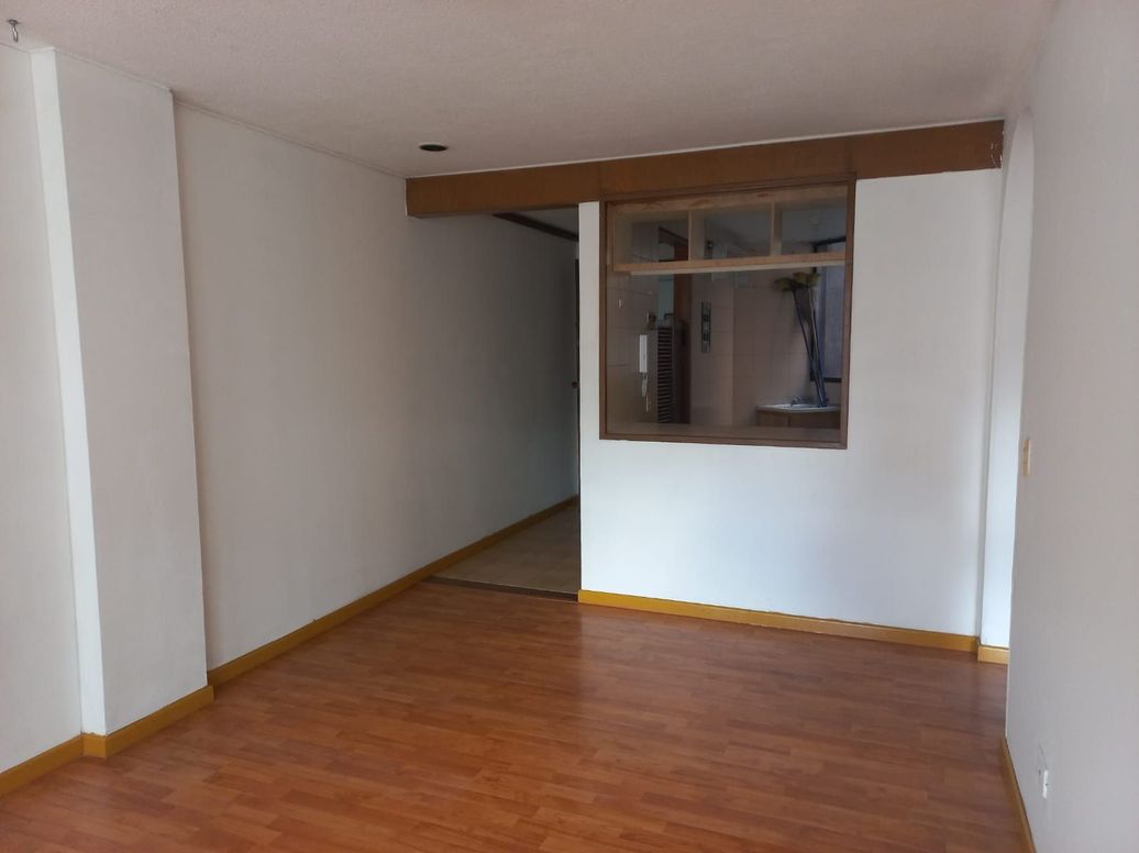 Apartamento de 2 alcobas en venta en Bosque Calderón, Bogotá, 55 m² · foto 3 de 10