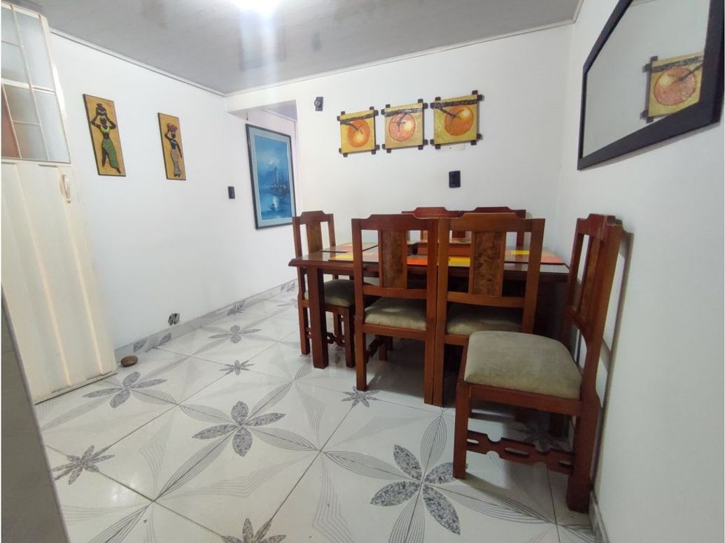 Casa de 5 alcobas en venta en Super Manzana 14, Bogotá, 111 m² · foto 5 de 20