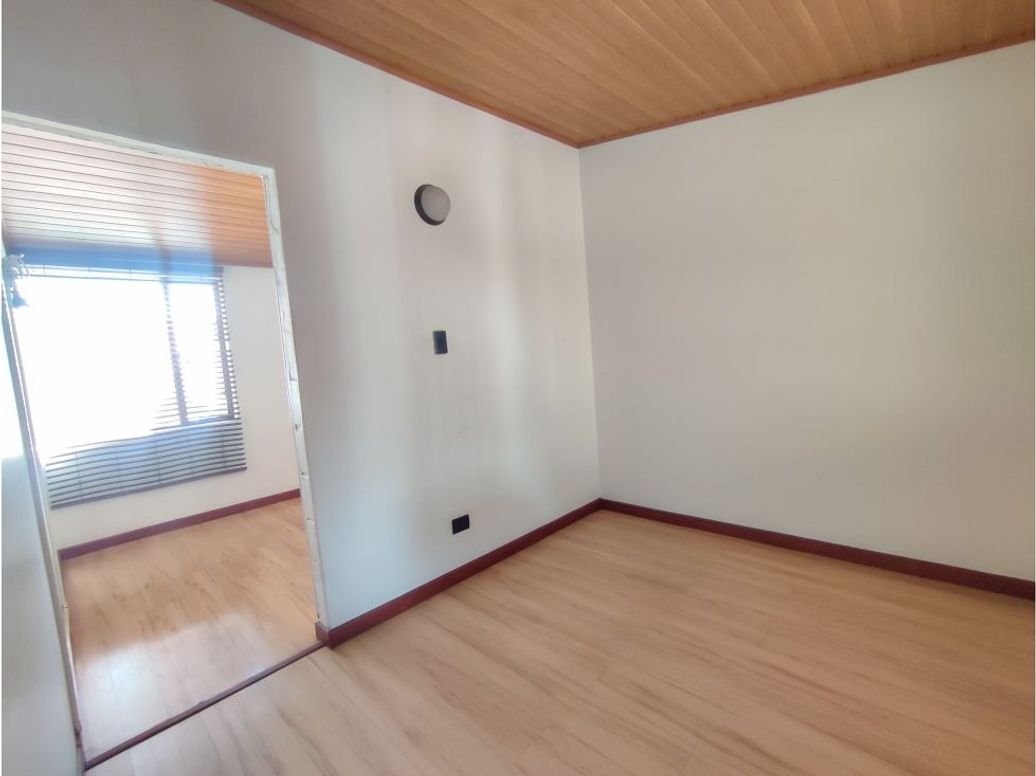 Casa de 5 alcobas en venta en Super Manzana 14, Bogotá, 111 m² · foto 17 de 20