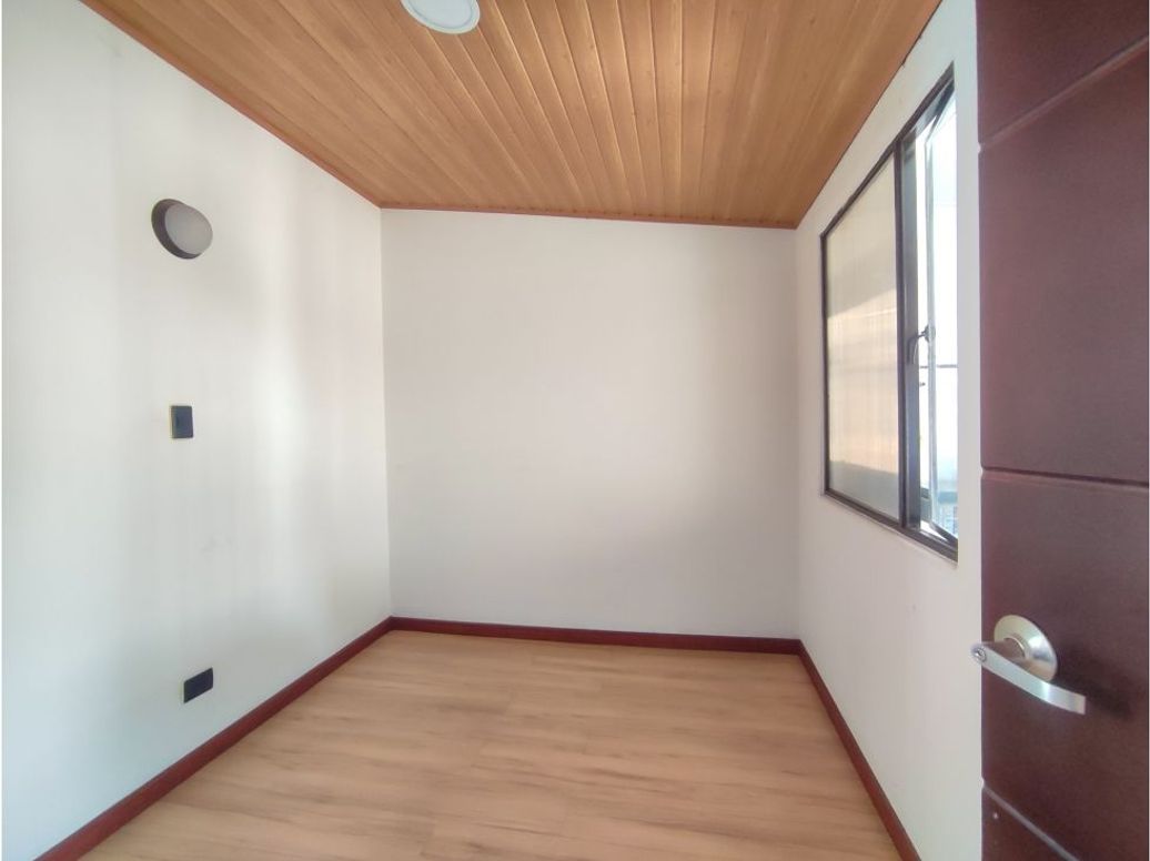 Casa de 5 alcobas en venta en Super Manzana 14, Bogotá, 111 m² · foto 16 de 20