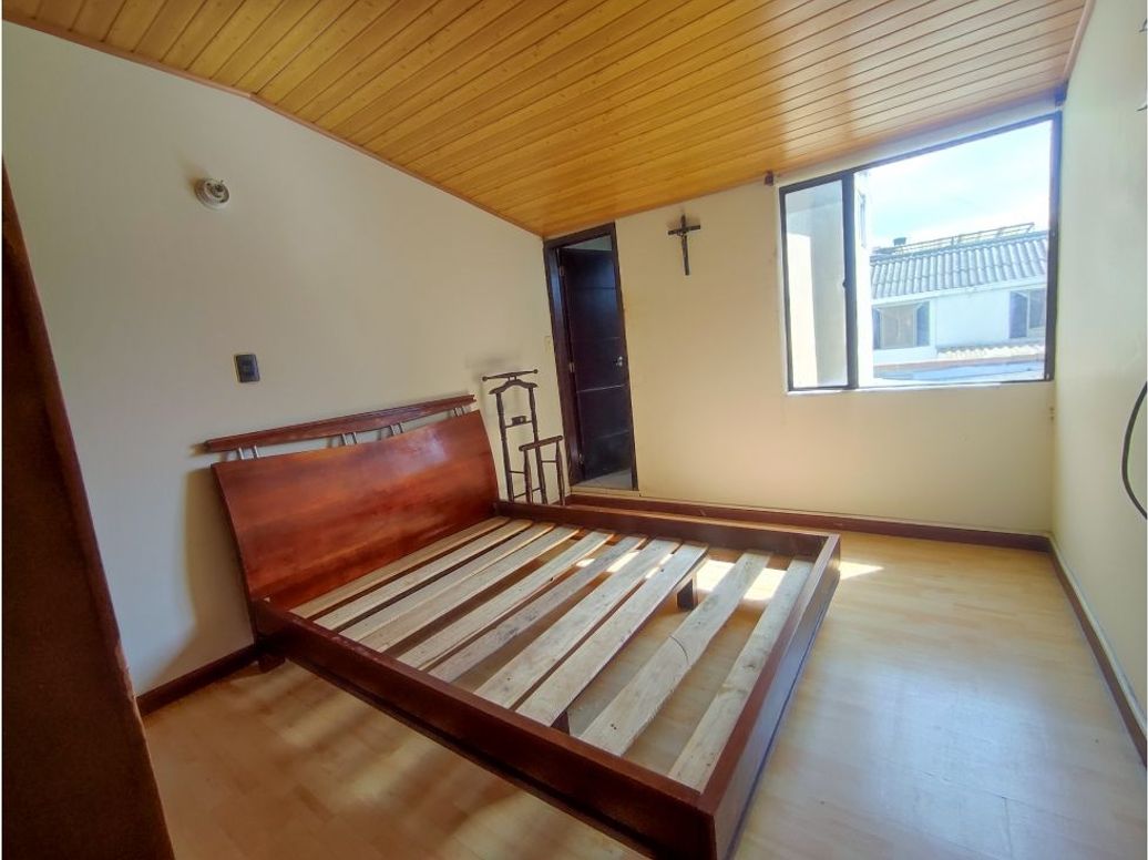 Casa de 5 alcobas en venta en Super Manzana 14, Bogotá, 111 m² · foto 13 de 20