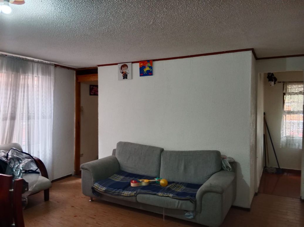 Casa de 4 alcobas en venta en Potrerillos, Bogotá, 156 m² · foto 4 de 12