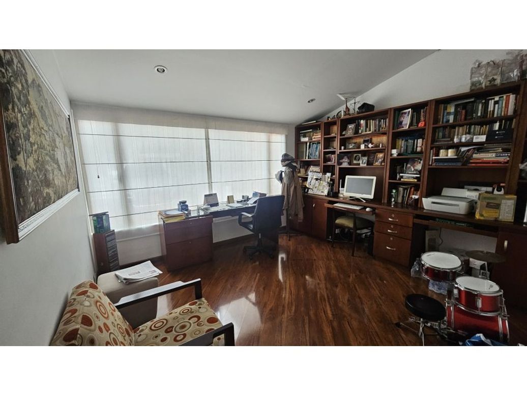 Casa de 4 alcobas en venta en Mónaco, Bogotá, 300 m² · foto 7 de 13