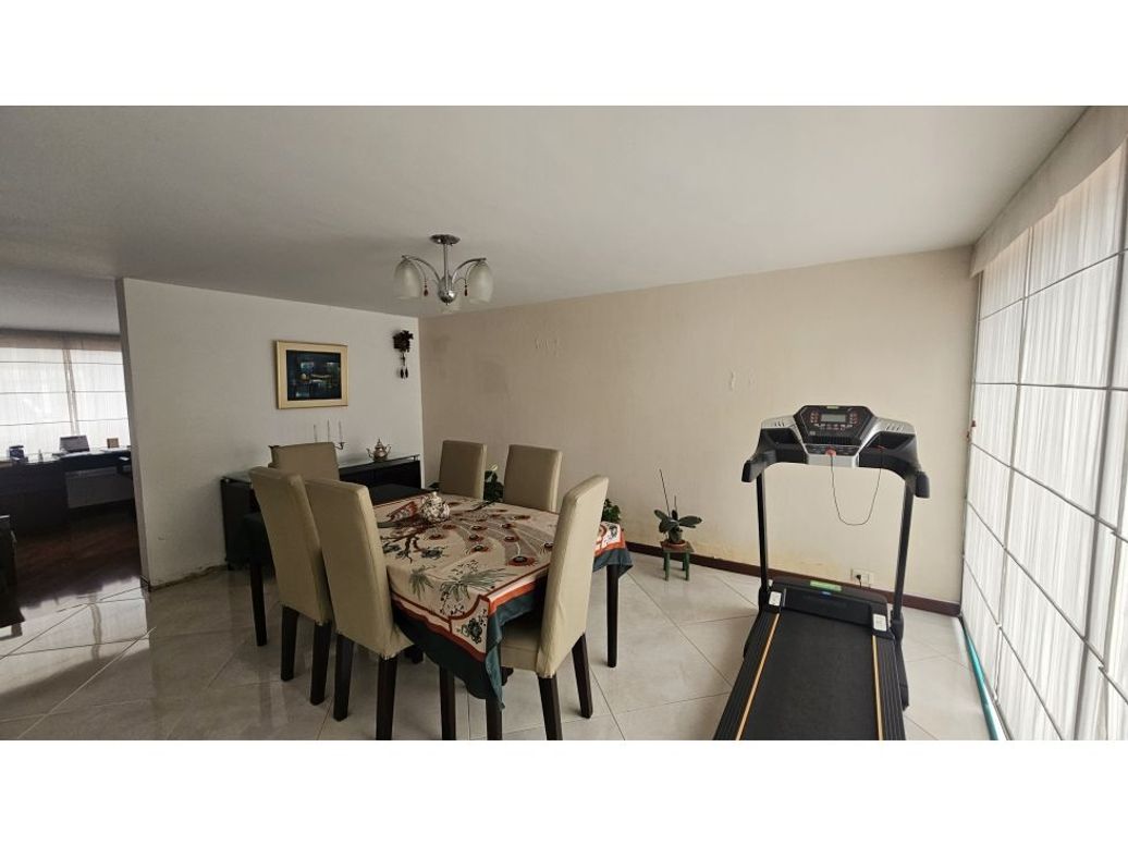 Casa de 4 alcobas en venta en Mónaco, Bogotá, 300 m² · foto 6 de 13