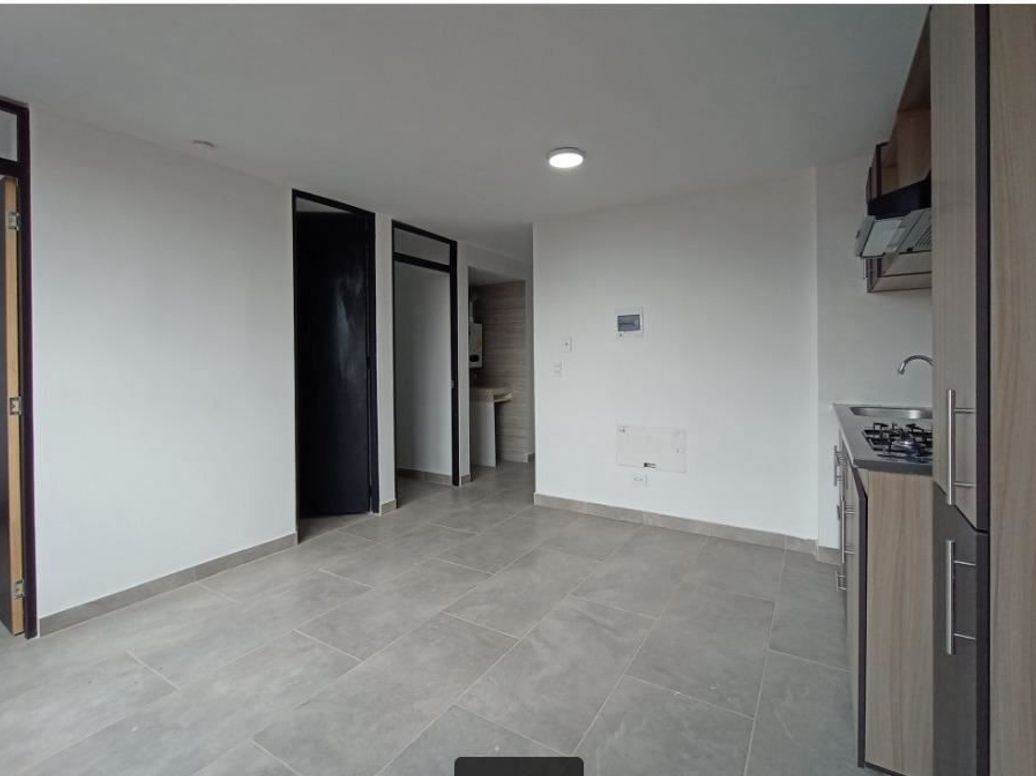 Apartamento de 2 alcobas en venta en Tintalito, Bogotá, 37 m² · foto 3 de 9