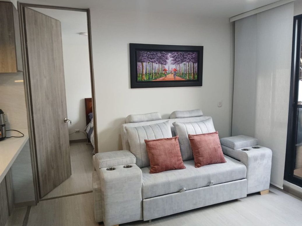 Apartamento de 2 alcobas en venta en Granjas De Techo, Bogotá · foto 2 de 10